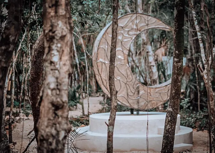 Lunita Jungle Hotel